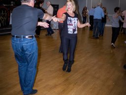 BB 04 DANCE ACTION OK